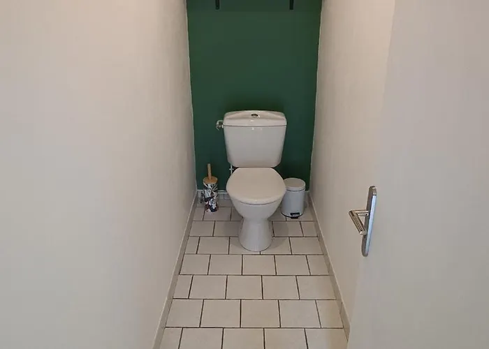 Nyaraló Agreable Maison Avec Jardin A 100m De La *