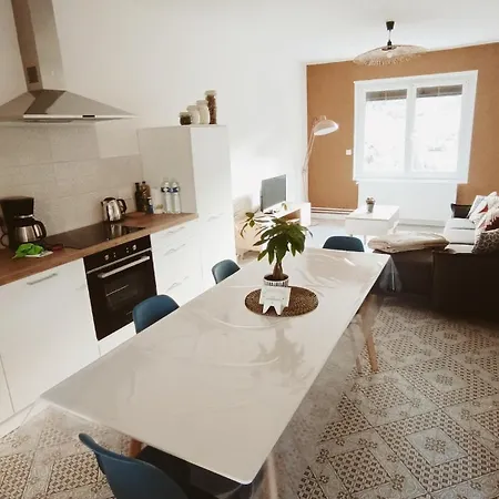 Сasa de vacaciones Maison Avec Jardin à 100m De La *