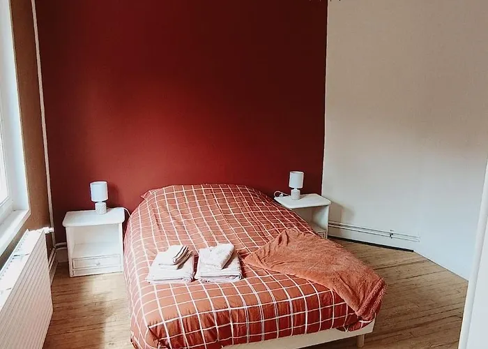 別荘 Agreable Maison Avec Jardin A 100m De La